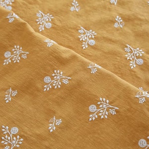 Commandes en rupture de stock début mars Tissu brodé en coton à fleurs Tissu à broder Couette lin Tissu en coton image 3