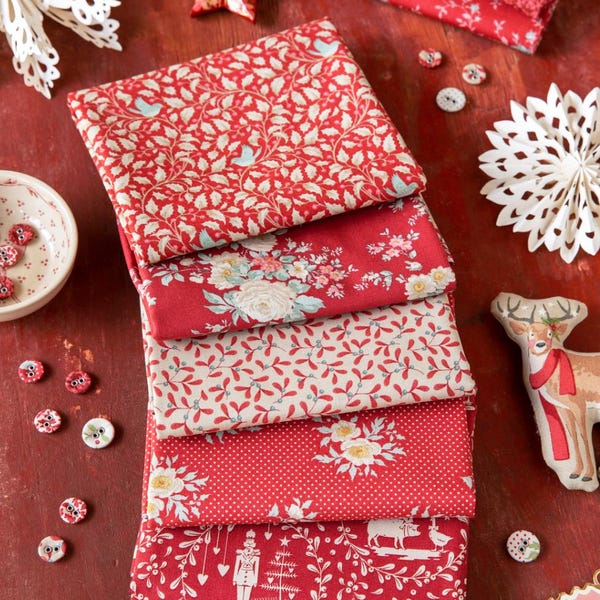 Tilda Merry Little Christmas - Juego de 5 cuartos de grasa rojos - 300242