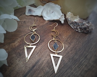 Amethyst moon earrings, gold-plated drop earrings with natural stone in geometric shape