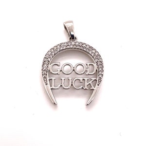 10KT White Gold Diamond Lucky Good Luck Diamond Horse Shoe Charm Pendant