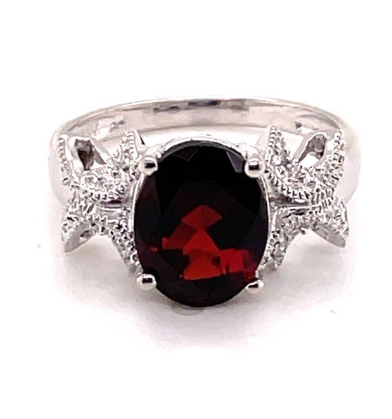 Diamond & Extra Facet Oval Cut Garnet Bow 14KT Whi