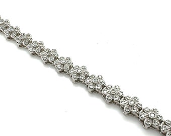 14KT White Gold Diamond Cluster Flower Tennis Bracelet