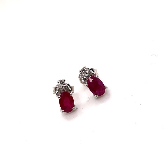14KT White Gold Diamond & Oval Cut Ruby Cluster S… - image 3