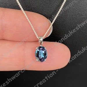 Engagement Alexandrite Necklace, Vintage Alexandrite Solitaire Pendant, Women Alexandrite Necklae, June Birthstone, Gift For her 925 Silver