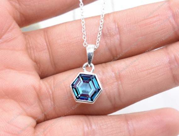 Gemstone Jewellery Alexandrite Necklace, Certified Alexandrite Pendant,  India | Ubuy