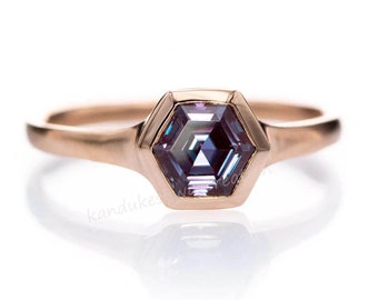 Alexandrite Ring, Vintage Promise Ring, Dainty Alexandrite ring, Engagement Solitaire Ring, 925 Sterling Silver, Bridal Gift, Hexagon Ring