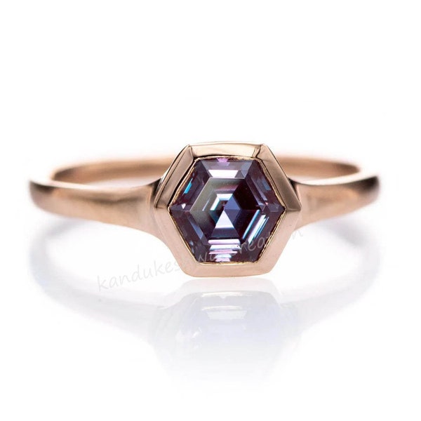 Alexandrite Ring, Vintage Promise Ring, Dainty Alexandrite ring, Engagement Solitaire Ring, 925 Sterling Silver, Bridal Gift, Hexagon Ring