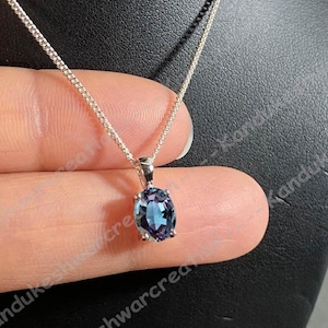 Engagement Alexandrite Necklace, Vintage Alexandrite Solitaire Pendant, Women Alexandrite Necklae, June Birthstone, Gift For her 925 Silver