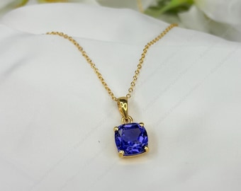 一点物タンザナイト ダイヤモンドネックレス18金 ペンダント先 タンザナイトとダイヤモンドのペンダント、タンザナイトとダイヤモンド