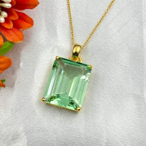 Grande pendente in prasiolite taglio smeraldo: ametista verde, argento sterling