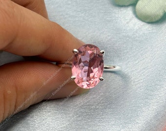 Anel oval de morganita rosa: joia de noivado em prata esterlina 925