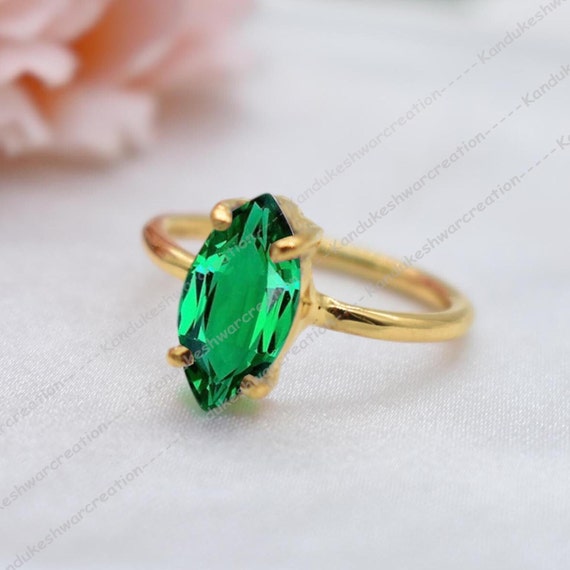 Bague solitaire émeraude marquise bijoux vintage en argent