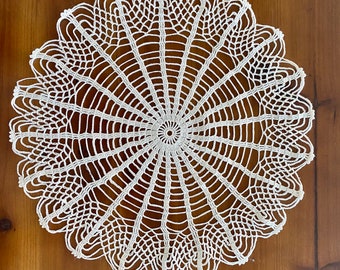 Handmade round crochet doily - Style 4