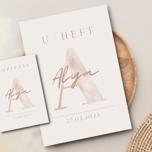 Personalisierte U-Heft Hülle + Impfpass Hülle mit Initialien | Rosa Beige
