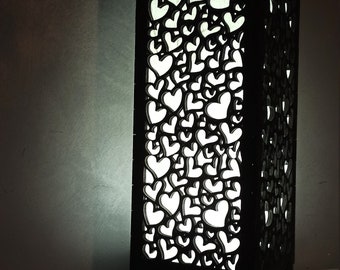 Heart textured wooden lamp