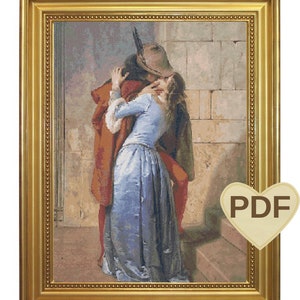 Può includere: Un dipinto che ritrae una coppia che si bacia in un edificio di pietra. L'uomo indossa un abito rosso e marrone e un cappello con piume. La donna indossa un vestito blu. Il dipinto è incorniciato in oro.