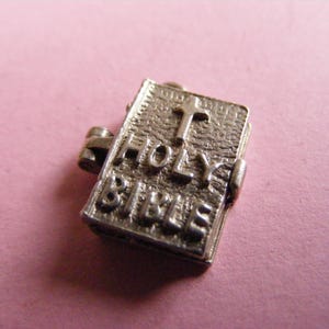 Vintage Sterling Silver Charm Holy Bible opens charms pendant 925 (O)