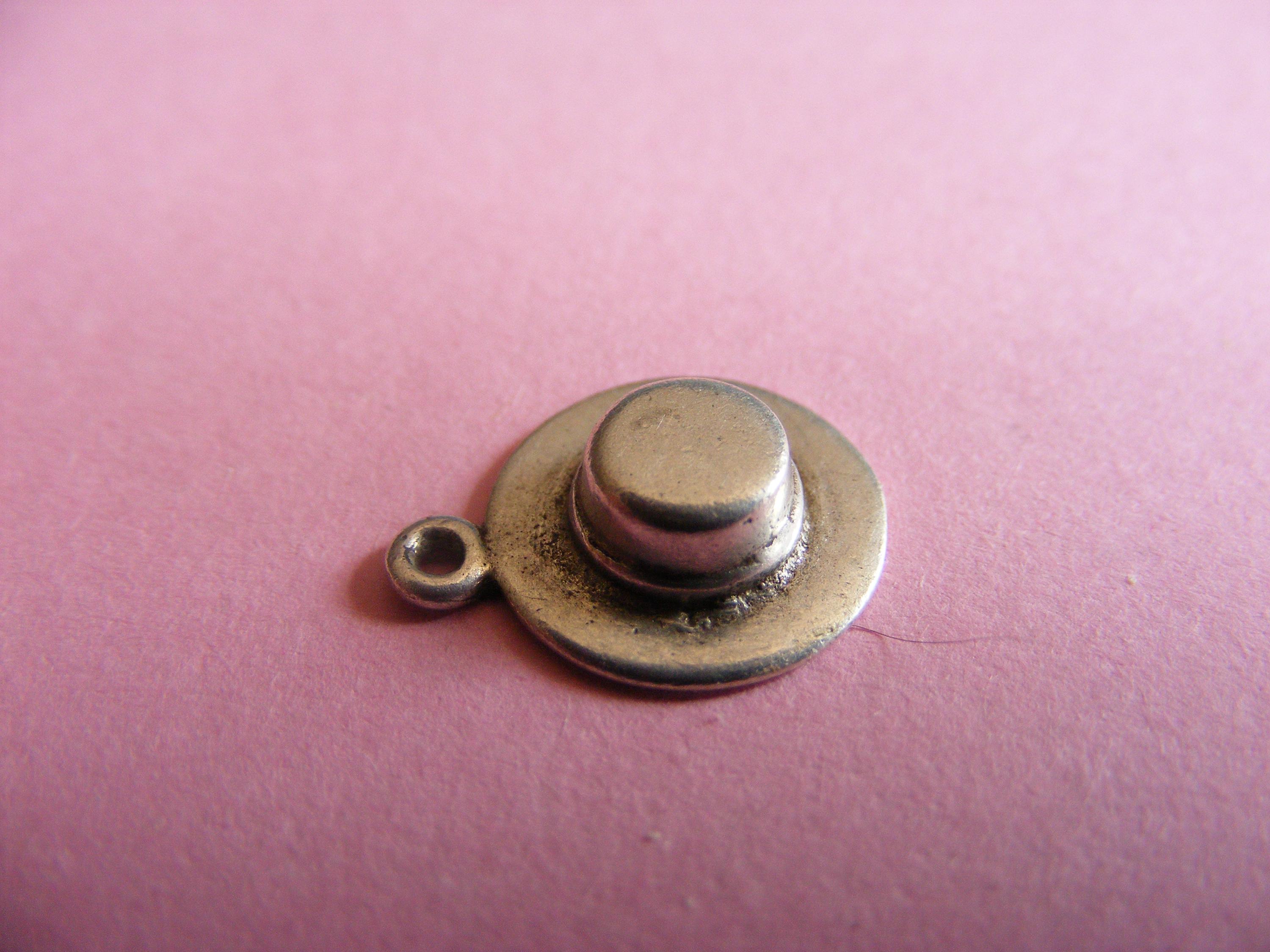 Charme Vintage Argent Sterling HMK - Forme Canotier Avec Ruban, 2,5g, 2,1cm, Occasion Bon état
