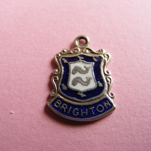 Vintage Sterling Silver Charm Brighton Travel Shield charms pendant 925 (1)