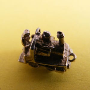 Vintage Sterling Silver Charm Locomotive Train and driver charms pendant 925 (J)