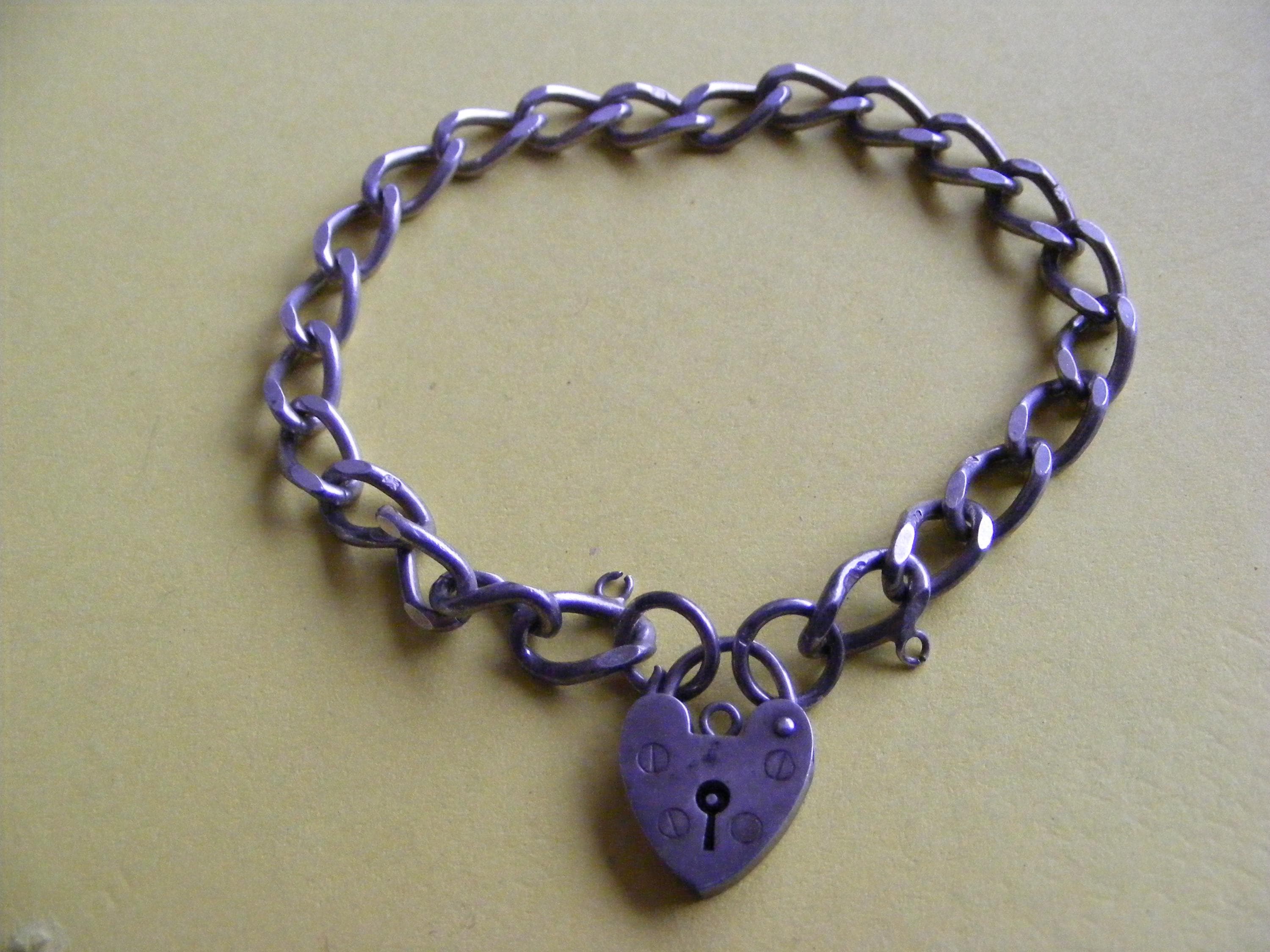 Vintage Sterling Silver Charm Bracelet With Heart Padlock (M30