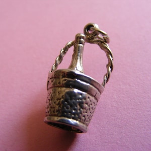 Vintage Sterling Silver Charm Champagne in a ice bucket charms pendant 925 (J)