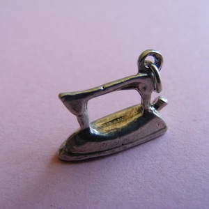 Vintage Sterling Silver Charm Laundry Iron charms pendant 925 (O)