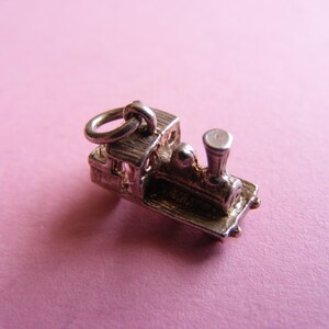 Vintage Sterling Silver Charm: Train (P)
