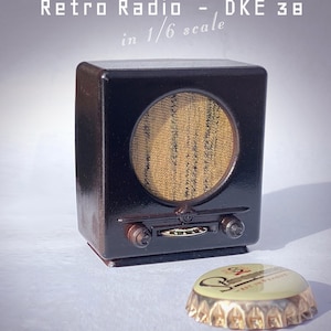 1/6 scale german Retro Radio for 12&quot; Fashiondoll-Dollhouse / Puppenstube Möbel / rare 1:6 Furniture / 12&quot; Dolls / Volksempfanger DKE 38