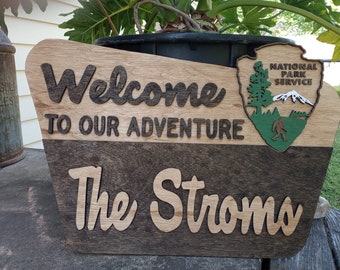 Letrero personalizado de parque nacional, letrero de boda, boda en un campamento, regalo para excursionistas, amantes de la naturaleza, aniversario, temática de parque, camping en autocaravana, regalos.
