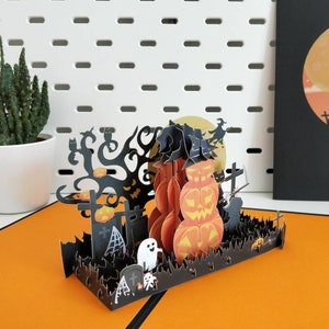 Fantôme citrouille d'Halloween et sorcière volante - Carte de voeux 3D pop-up, carte 3D citrouille fantôme chauve-souris chat noir, invitation à une fête d'Halloween, décoration