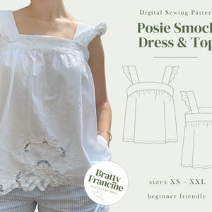 Peut inclure: Un patron de couture numérique pour une robe ou un haut smock appelé "Posie Smock Dress & Top". Le patron est disponible dans les tailles XS à XXL et est facile à réaliser pour les débutants. L'image montre un haut smock blanc avec une bordure en dentelle porté par une personne, et un dessin au trait du patron.