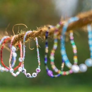 Pulsera de cuentas personalizada / pulsera de la amistad / pulsera de cuentas con nombre / pulsera individual