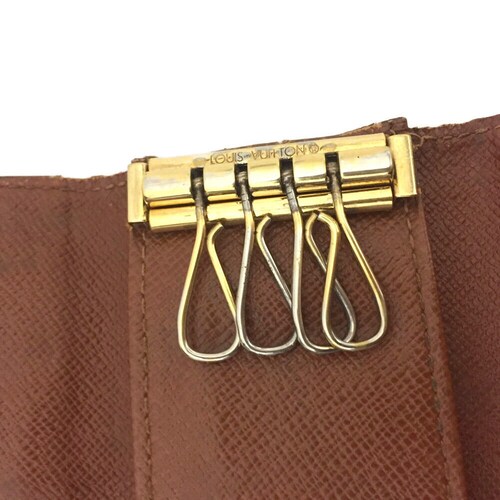 Louis shops Vuitton Monogram Multicles 4 Ring Key Case