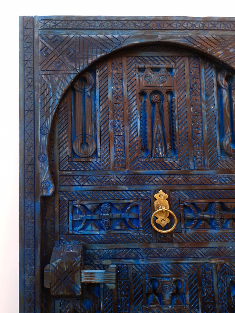 Breathtaking Moroccan Door, Old Artwork Berber CARVED Door, HANDMADE Amazigh Symbols Door, Hand Engraved Door, Blue Vintage BARN Door zdjęcie 3
