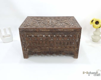Large VINTAGE WOOD TRUNK, Carved Moroccan Wood Chest, Old storage Trunk, Unique Handicraft Chest, Berber Design Home Furniture Decor