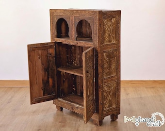 MAROKKANISCHE MÖBEL, rustikaler Holzschrank, authentisches Vintage-Innendesign, Berber-Schrank aus Holz, um Ihre Wohnkultur zu bereichern.