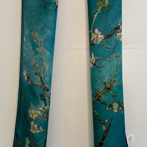 Foulard 100 % soie de mûrier Grand foulard en soie Imprimé fleurs d'amandier Van Gogh 180 x 65 cm image 4