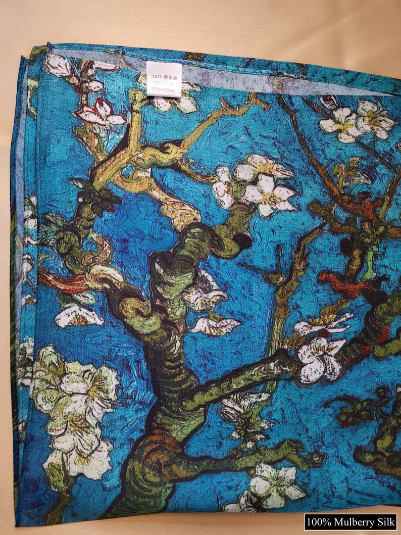 Sciarpa in seta di gelso al 100% Stampa Van Gogh con fiori di mandorlo immagine 3