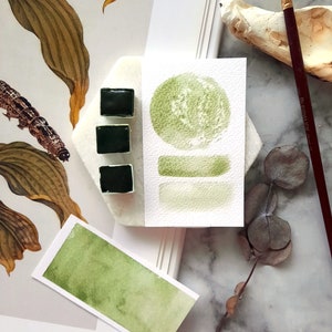 Green Earth -handmade watercolor-earth pigment-ceramic pot or half pan
