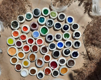 Mehrfarbiges Aquarell in keramischen (Ton) Töpfe - handgemachte Aquarell- natürliche Pigmente
