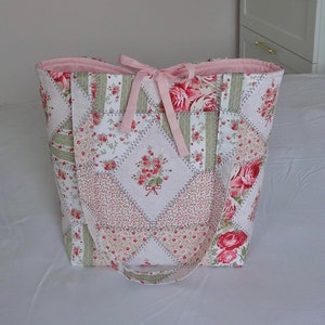 Tote bag - Floral tote - Coquette tote - Pink tote bag - Handmade tote bag - Bow tote bag - Pink bow