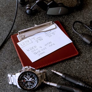 Boeing 737 Leather Clipboard – Aviation Pilot Accessory