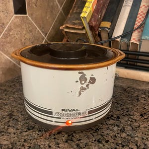 Vintage Rival Crock-Ette slow cooker, which is a compact, 1-quart. 1970s.