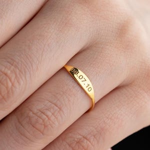 Anillo con fecha grabada personalizada, anillo con nombre personalizado, anillo de plata con fecha de boda, anillo con número delicado, anillo conmemorativo con fecha, anillo de pareja, regalo para un día especial