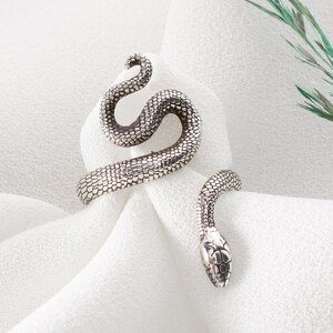 Simple Snake Ring - Silver main image 1