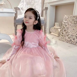 light pink prom dress with slit Charming Long Pink V-Neck Glitter Sleeveless Prom Dresses Long Slit Online main image 1
