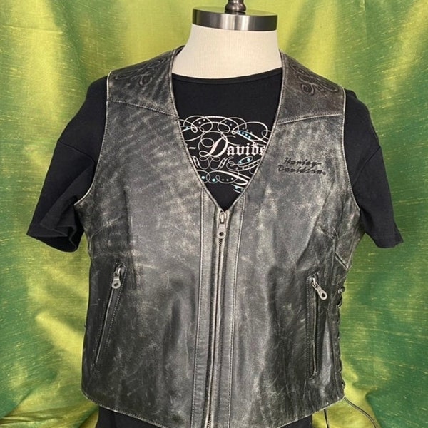 Vintage Harley Davidson Vest, Distressed Leather, Lined, Laced and Embossed, Women’s Extra Large, Like New. Biker Clothing, Leather Vests