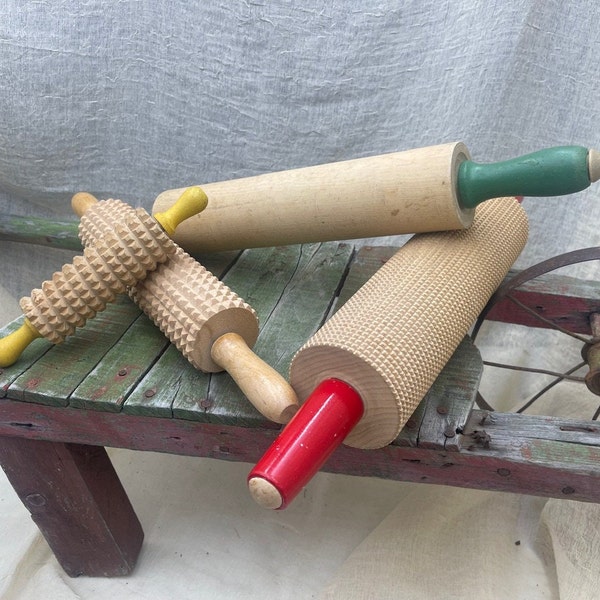 Antique Rolling Pins Solid Wood, Munising Green Handles, Collectible Rolling Pins, Kitchenware, Vintage Farmhouse Kitchen Decor, Rolling Pin