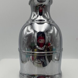 Art Deco Stanley Vacuum Insulated Coffee Pitcher/Server, Chrome or Stainless Steel, Stanley Insulating Co. New Britain, Conn. image 7